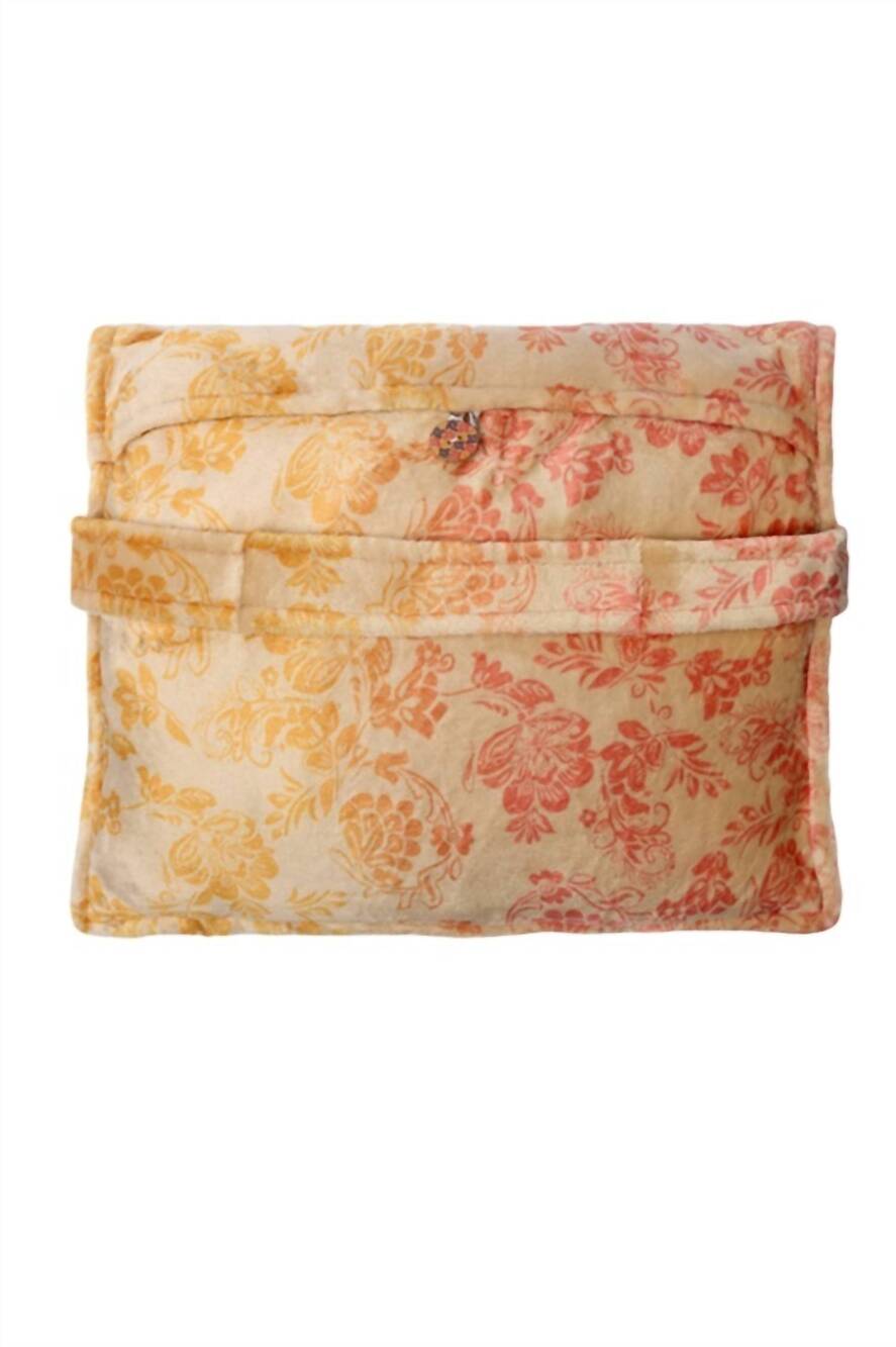 NEW JOHNNY WAS marina travel blanket in beige